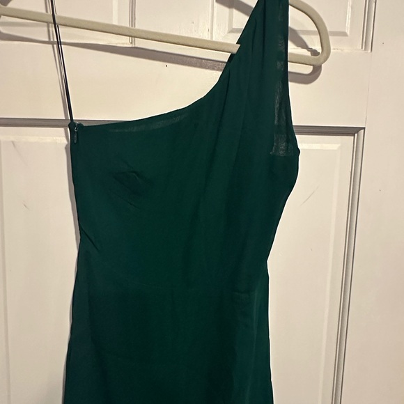 Reformation Evelyn One-shoulder, Holiday Party Dress - mordernwear.com